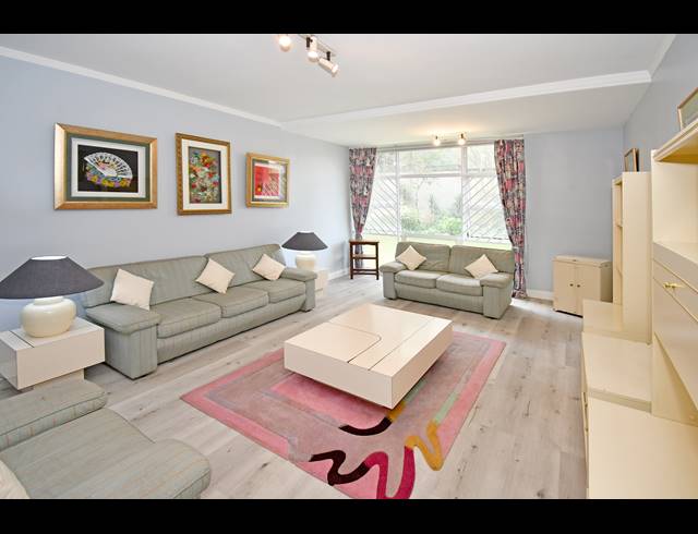 1 BEDROOM APARTMENT FOR SALE IN ATHOLL